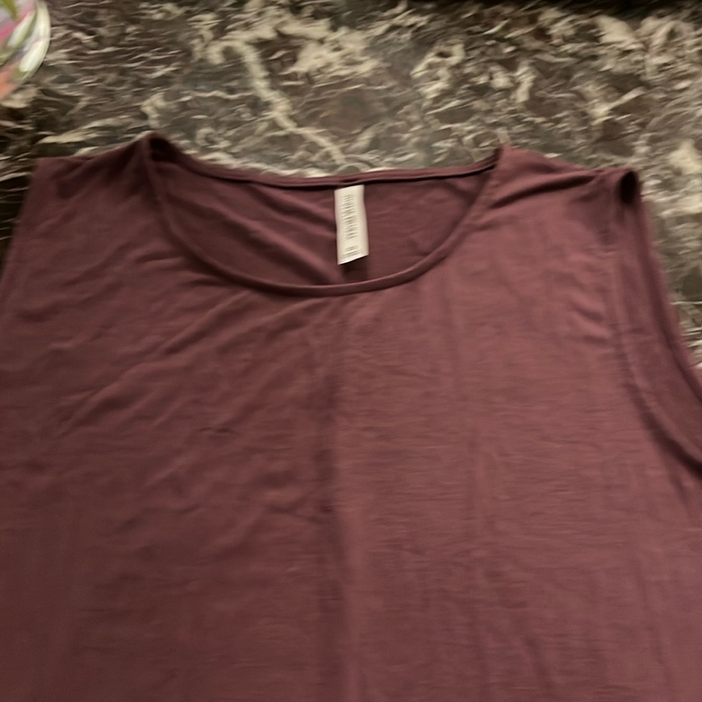 Like Brand New Swing TShirt 35 Inches Long
